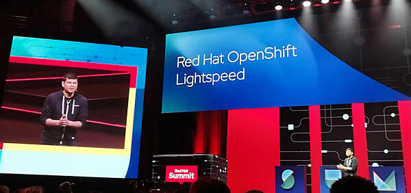 OpenShift Lightspeedについての解説はテクニカルマーケティングのシニアマネージャー