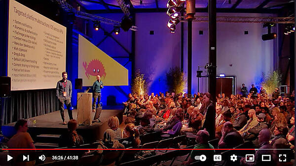 会場からの質問に答えるBoos氏