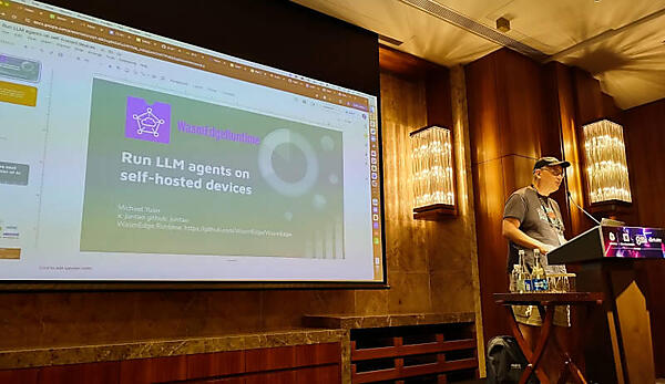 プレゼテーションとデモを行ったMichael Yuan氏