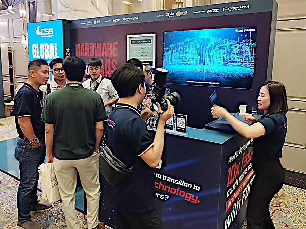 VinCSSのブース。ノベルティが人気だった