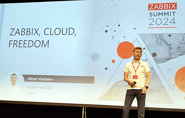 キーノートの前半はZabbix Cloudを解説