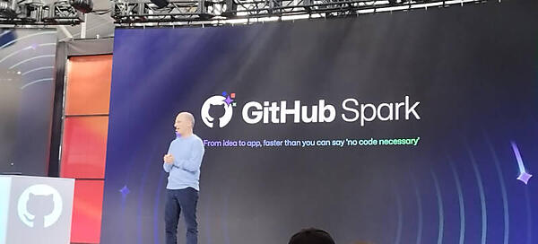 GitHub Sparkを紹介するThomas Dohmke氏