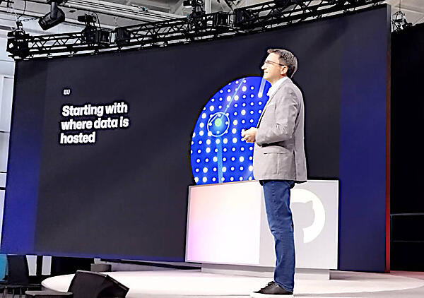 顧客のデータの所在を明確にするデータレジデンシーを説明