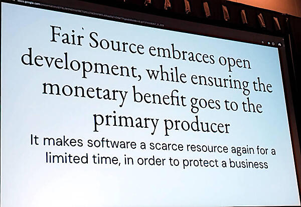 フェアソースではソフトウェア開発の主体となる組織に金銭的な価値を与えることが可能