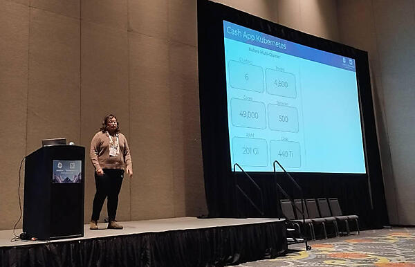 プレゼンテーションを行うRachel Sheikh氏