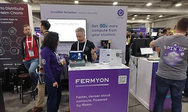 Fermyonのブース。フレームワークのSpinを訴求中