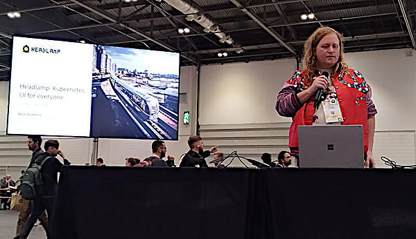 パビリオンのステージで大人気だったMicrosoftがリードするKubernetesのダッシュボード、HEADLAMP