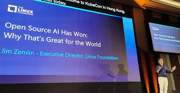 AIの開発にオープンソースを適用することが最善の選択だと解説するZemlin氏