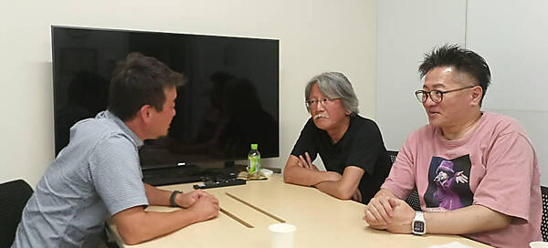 生成AIの未来を語り合う長谷川氏と西川氏