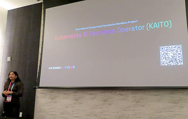 KAITOの解説を行うSachi Desai氏