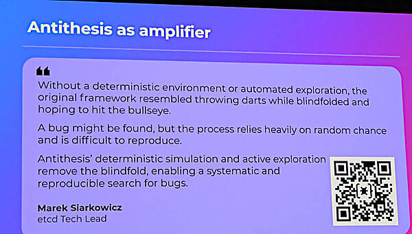 登壇しているetcdのTech Lead、Siarkowicz氏のコメントを紹介