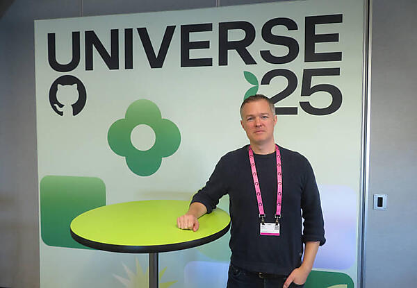 MicrosoftのVP of Software EngineeringのLuke Hoban氏