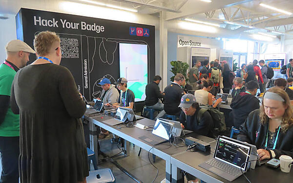 ラズパイを使った参加者バッジをカスタマイズするためのコーナー