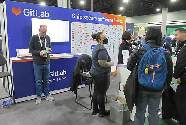 DevOpsのためのCI/CDプラットフォーム、GitLabのブース