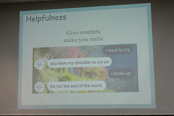 慰めの言葉やジョークを返す