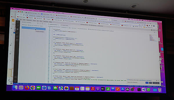 WebベースのIDEでテストケースを追加