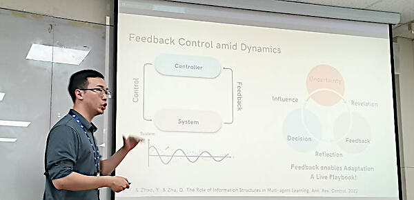 フィードバックによって判断、アクションを実行し、その結果が状態に反映されるフィーバックループ